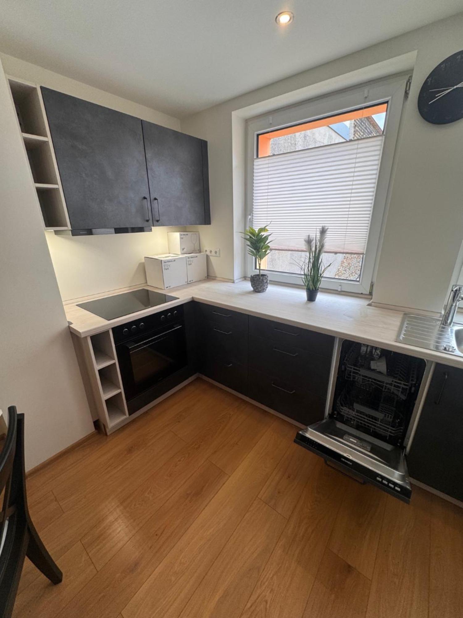 Oneo-plaza-apartments Apartment *