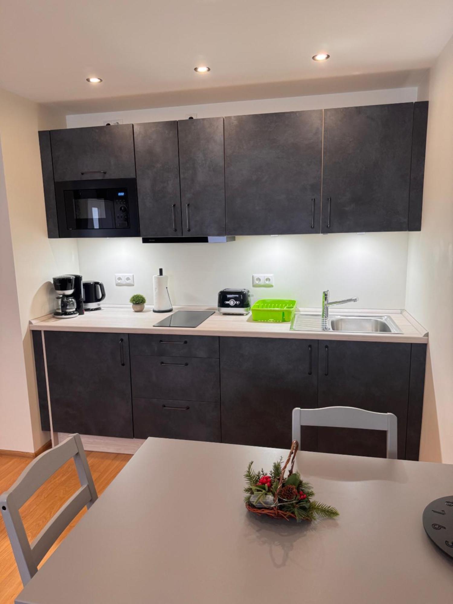 Oneo-plaza-apartments