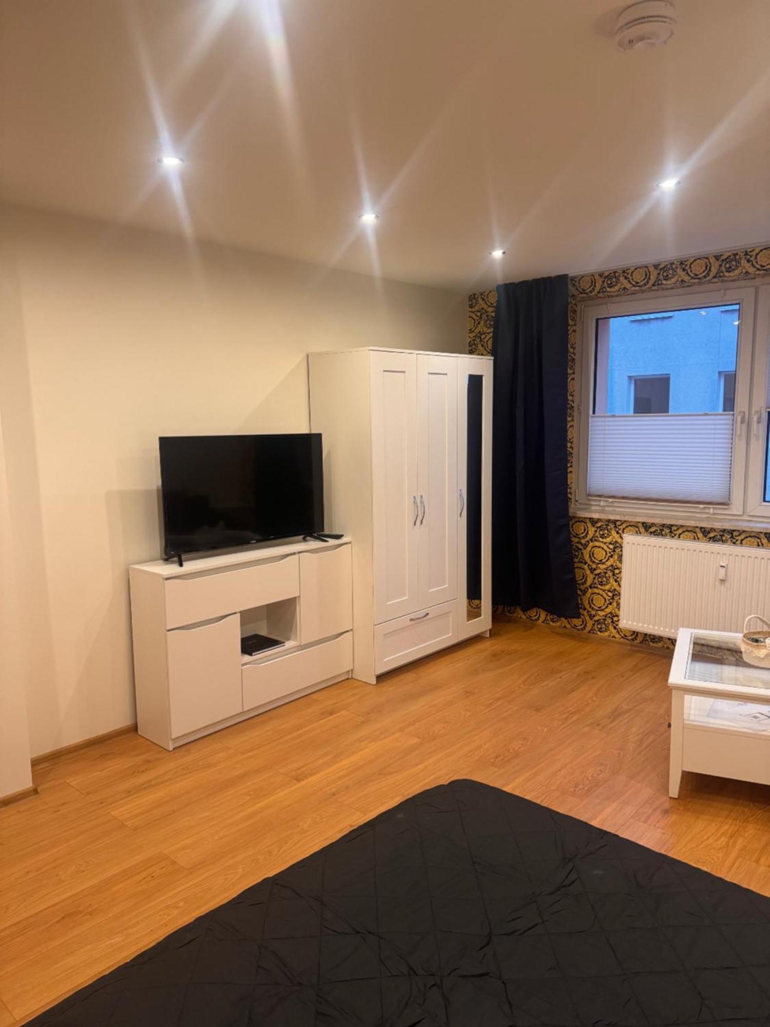 Oneo-plaza-apartments *